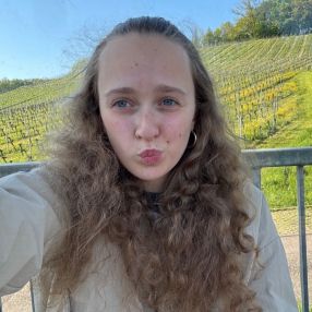 Hannah, Babysitter in Obersulm