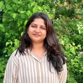 Suvarna, Babysitter in Wismar