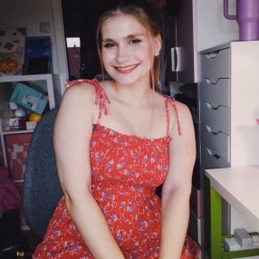 Emmi, Babysitter in Ettlingen