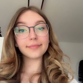 Lucy, Babysitter in Arnsberg