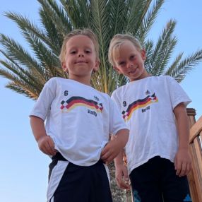 Alexandra, Familie in Pullach im Isartal