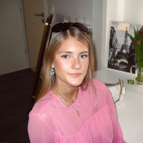 Emilia, Babysitter in Ganderkesee
