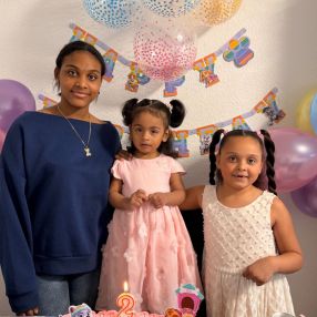 Raquel, Familie in Dresden