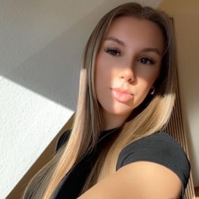 Alina, Babysitter in Koblenz