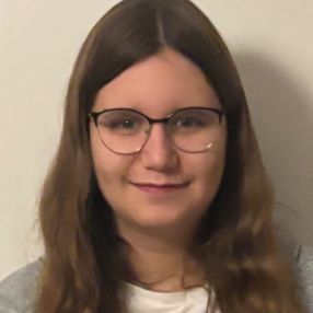 Pauline, Babysitter in Magdeburg