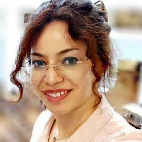 Sama, Babysitter in Bielefeld