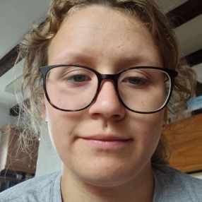 Odelia, Babysitter in Balingen