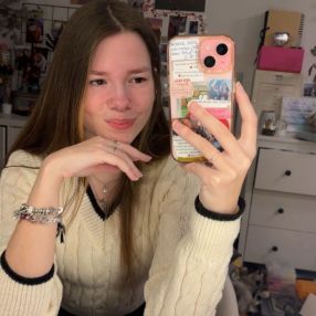 Emilia, Babysitter in Erkelenz