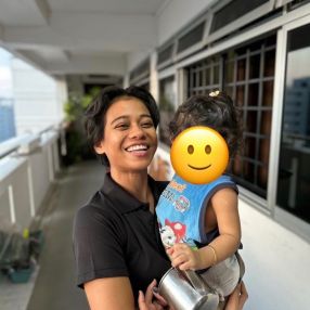 Muttiah, Babysitter in Essen