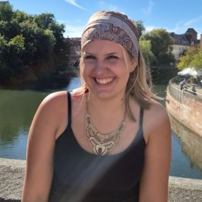 Marlen, Babysitter in Nürnberg