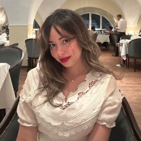 Hanin, Babysitter in München