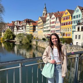Delia, Babysitter in Erfurt