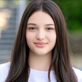 Eliana, Babysitter in Rottenburg am Neckar