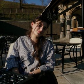 Nora, Babysitter in Mainz