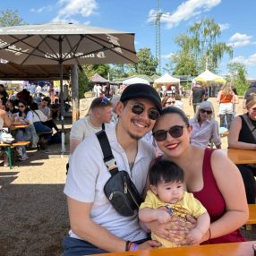 Domenica, Familie in Troisdorf