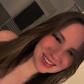 Leonie, Babysitter in Laupheim