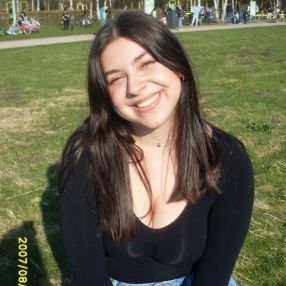 Derya, Babysitter in Norderstedt