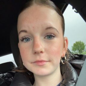 Leni, Babysitter in Rinteln