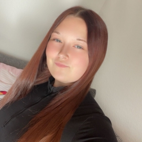 Ayleen, Babysitter in Lohfelden