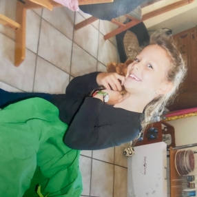 Mia, Babysitter in Aldenhoven