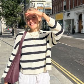 Jule, Babysitter in Hamburg