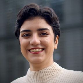 Maedeh, Babysitter in Stuttgart
