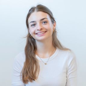 Anina, Babysitter in München