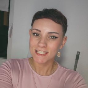 Ashley, Babysitter in Celle