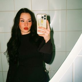 Larissa, Babysitter in Bottrop