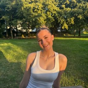 Sarah, Babysitter in Euskirchen