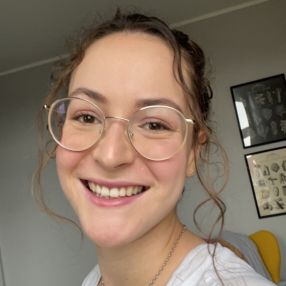 Lea, Babysitter in Erfurt