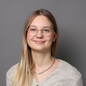 Milla, Babysitter in Dorsten