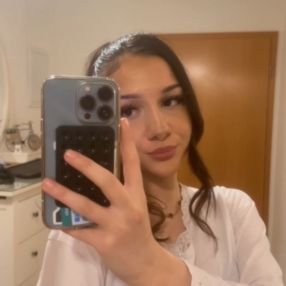 Zeynep, Babysitter in Wächtersbach