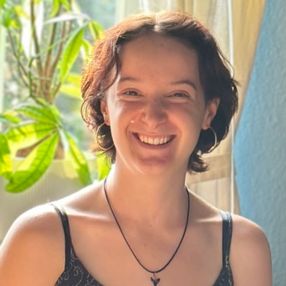 Lena, Babysitter in Linz am Rhein