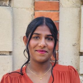 Sharika, Babysitter in Böblingen