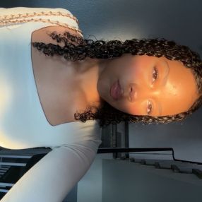 Ashanti, Babysitter in Meinerzhagen
