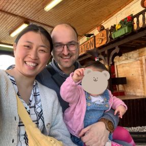 Min Tzu, Familie in Rosenheim