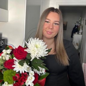 Julia, Babysitter in Lüdenscheid