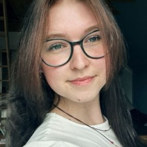 Josefine, Babysitter in Dormagen