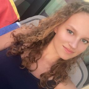 Finja, Babysitter in Velten