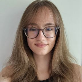 Janikka, Babysitter in Tönisvorst
