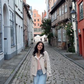 Kiara, Babysitter in Lübeck