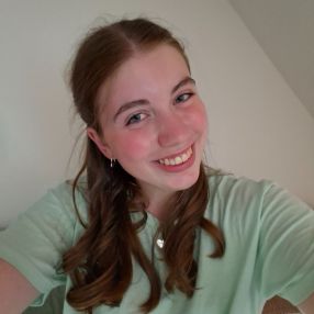 Lenja, Babysitter in Hattingen
