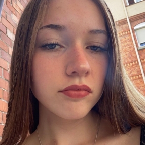 Amy, Babysitter in Geislingen an der Steige