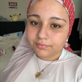 Asli Ecrin, Babysitter in Salzgitter
