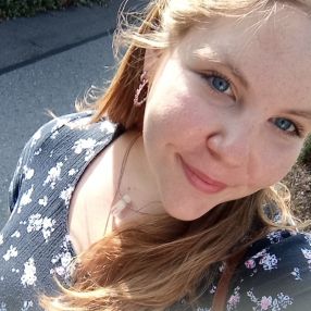 Julia, Babysitter in Augsburg