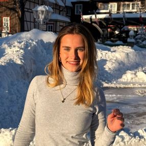 Maja, Babysitter in Hamburg