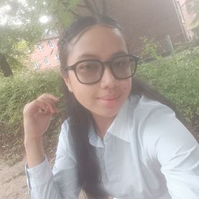 Mirantsoa, Babysitter in Tübingen