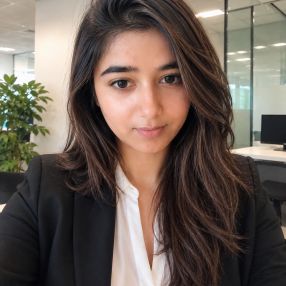 Farzana, Babysitter in Hamburg