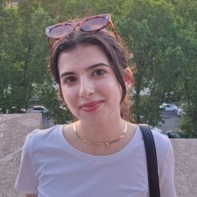 Simona, Babysitter in Stuttgart